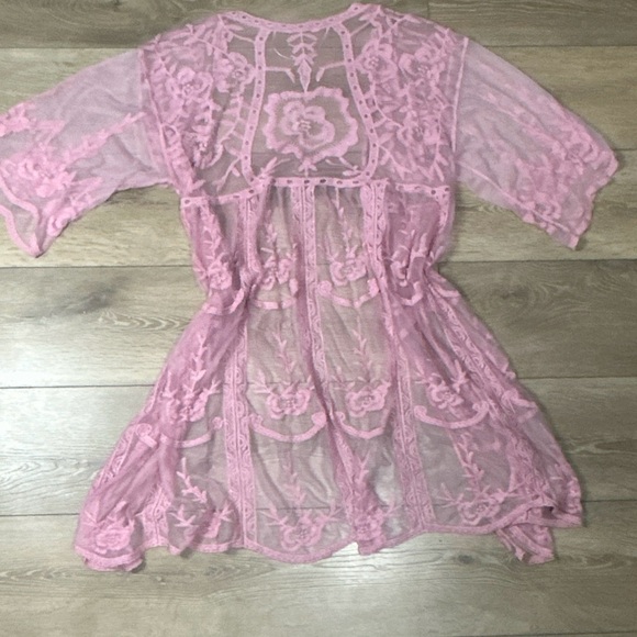 Bohemian Light Pink Lace Crochet Long Kimono - Picture 6 of 10